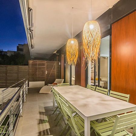 Sitges Spaces Garden Paradise 3 Bedroom, 3 Bathroom, Huge Private Garden-Terrace, Pool- Sleeps Up To 8 Εξωτερικό φωτογραφία
