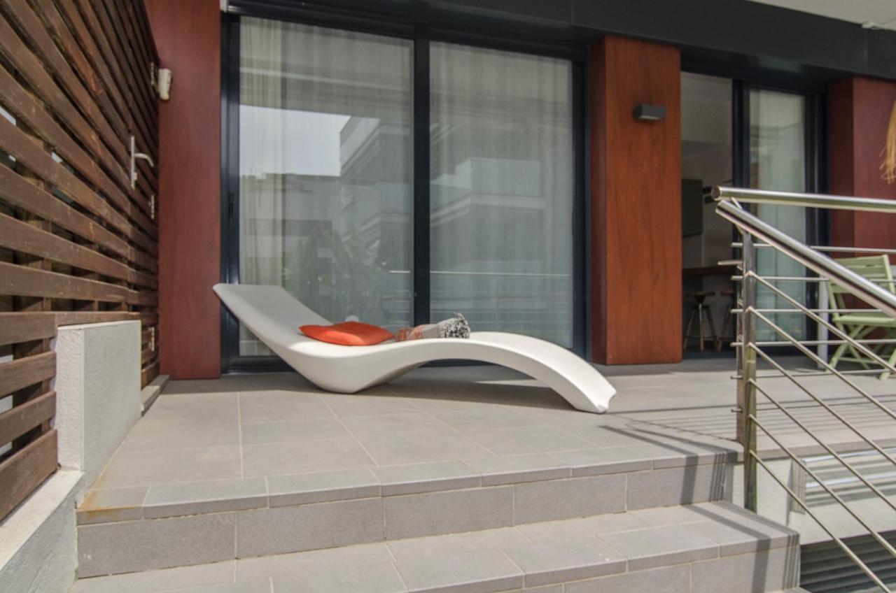 Sitges Spaces Garden Paradise 3 Bedroom, 3 Bathroom, Huge Private Garden-Terrace, Pool- Sleeps Up To 8 Εξωτερικό φωτογραφία