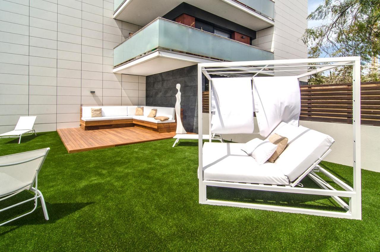 Sitges Spaces Garden Paradise 3 Bedroom, 3 Bathroom, Huge Private Garden-Terrace, Pool- Sleeps Up To 8 Εξωτερικό φωτογραφία