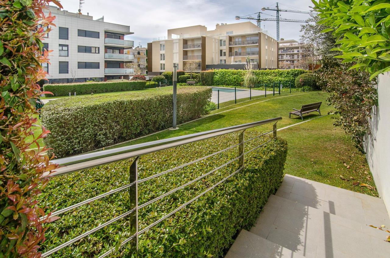 Sitges Spaces Garden Paradise 3 Bedroom, 3 Bathroom, Huge Private Garden-Terrace, Pool- Sleeps Up To 8 Εξωτερικό φωτογραφία