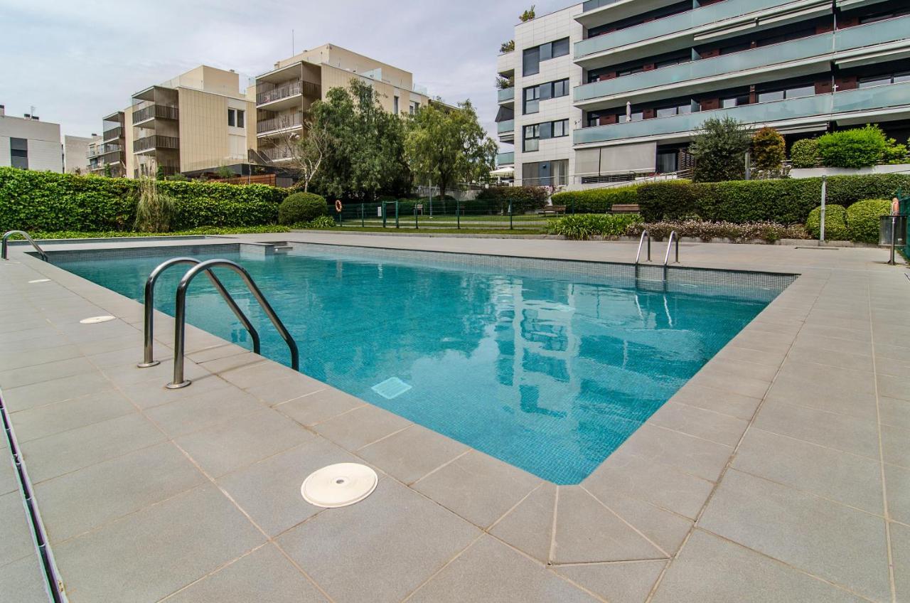 Sitges Spaces Garden Paradise 3 Bedroom, 3 Bathroom, Huge Private Garden-Terrace, Pool- Sleeps Up To 8 Εξωτερικό φωτογραφία