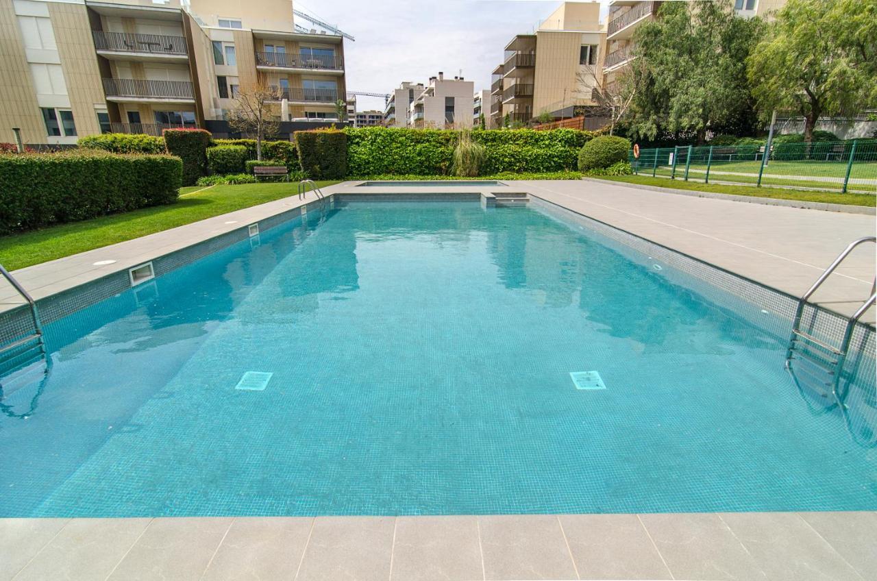 Sitges Spaces Garden Paradise 3 Bedroom, 3 Bathroom, Huge Private Garden-Terrace, Pool- Sleeps Up To 8 Εξωτερικό φωτογραφία