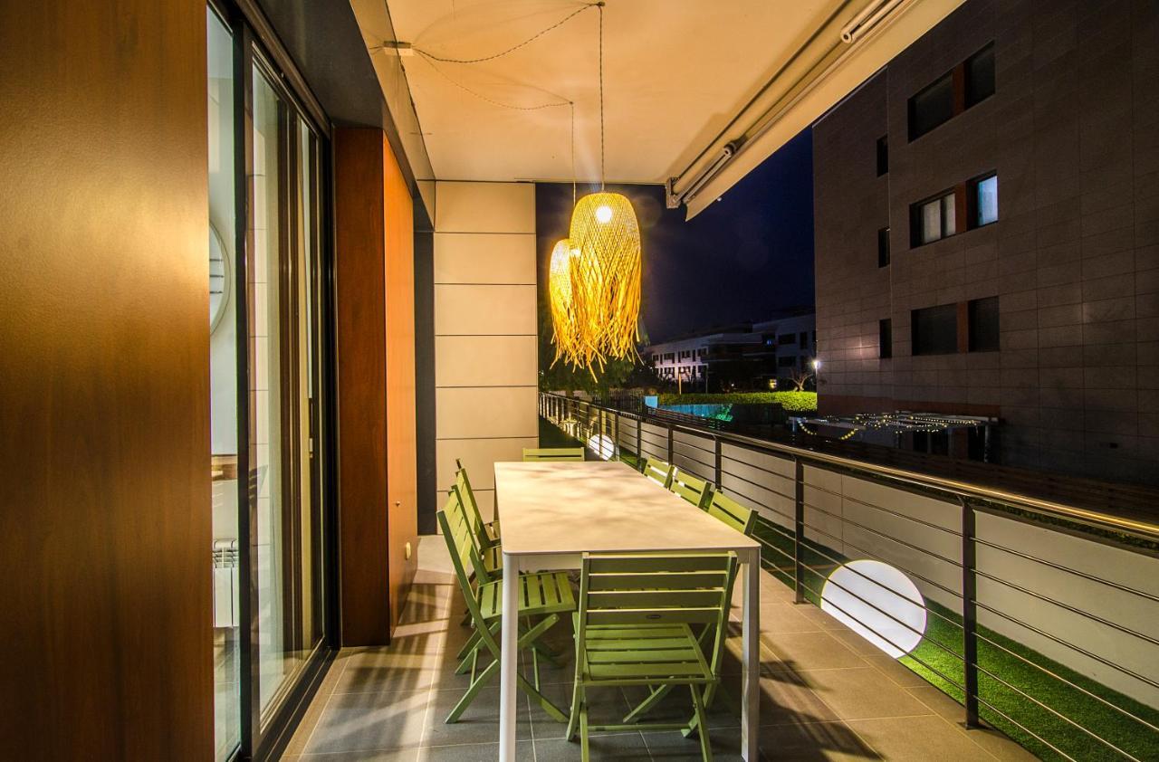 Sitges Spaces Garden Paradise 3 Bedroom, 3 Bathroom, Huge Private Garden-Terrace, Pool- Sleeps Up To 8 Εξωτερικό φωτογραφία