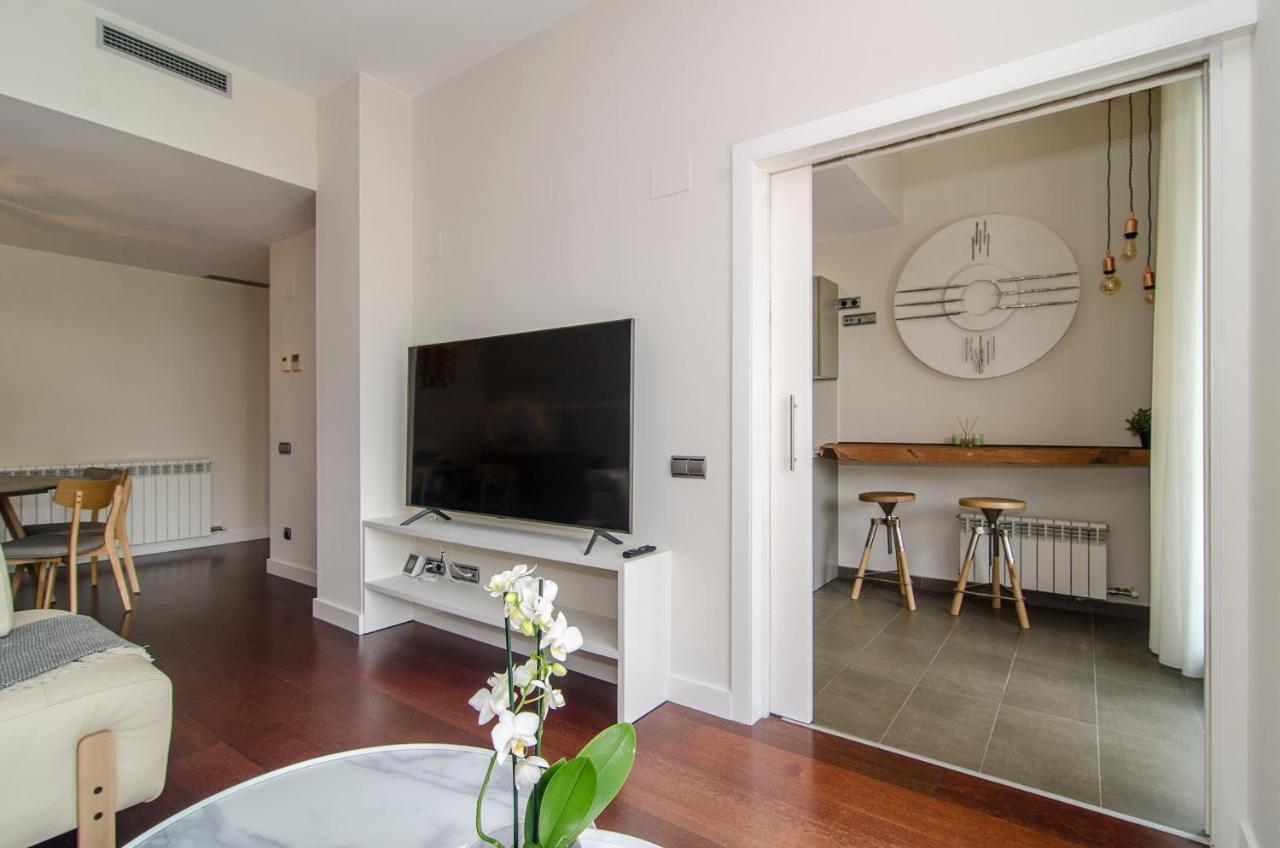 Sitges Spaces Garden Paradise 3 Bedroom, 3 Bathroom, Huge Private Garden-Terrace, Pool- Sleeps Up To 8 Εξωτερικό φωτογραφία